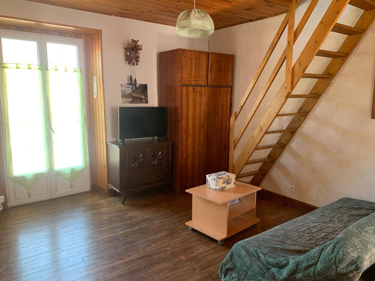 Joli Appartement Dans Une Maison Ancienne Ax-les-Thermes Exteriér fotografie