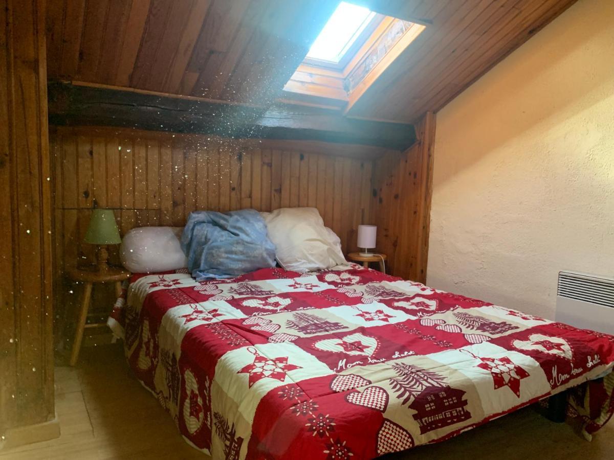 Joli Appartement Dans Une Maison Ancienne Ax-les-Thermes Exteriér fotografie