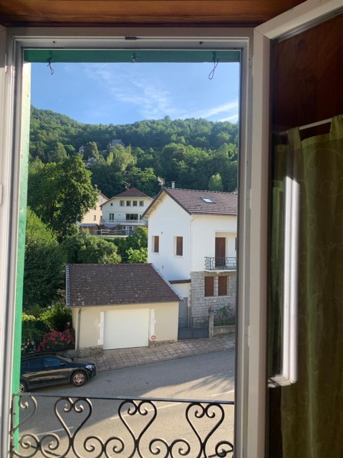 Joli Appartement Dans Une Maison Ancienne Ax-les-Thermes Exteriér fotografie